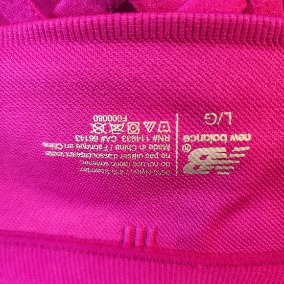 2 Pc Womens Workout set New Balance crop sports bra and biker short purple Sz L - Picture 6 of 10